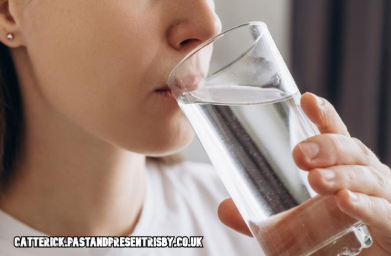 Terlalu Banyak Minum Air